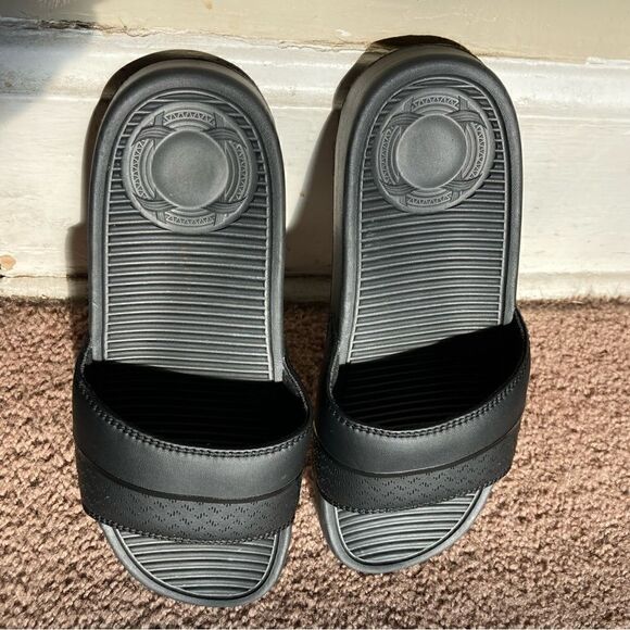 Sandalboyz Black Slides US Size 6 EUC - Picture 2 of 11